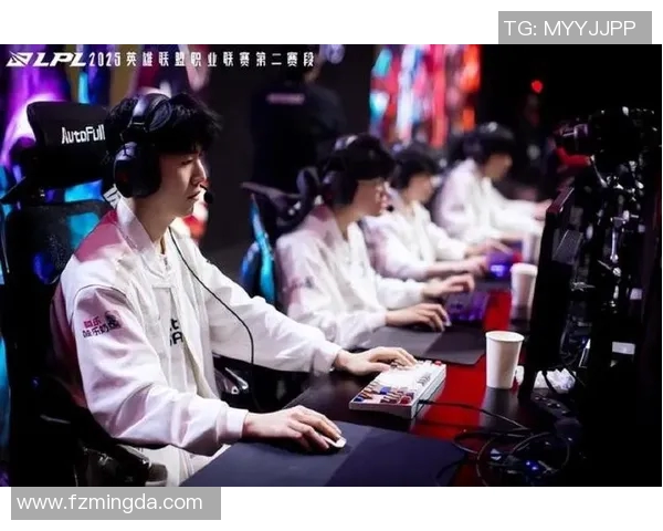 英雄联盟热议IG战队实力引发的争议与讨论分析